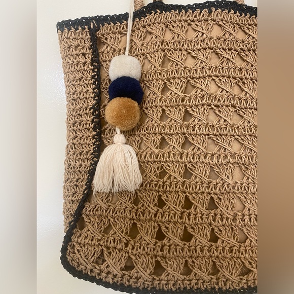 Woven Straw Tote with Pom Pom tassel - Picture 7 of 9